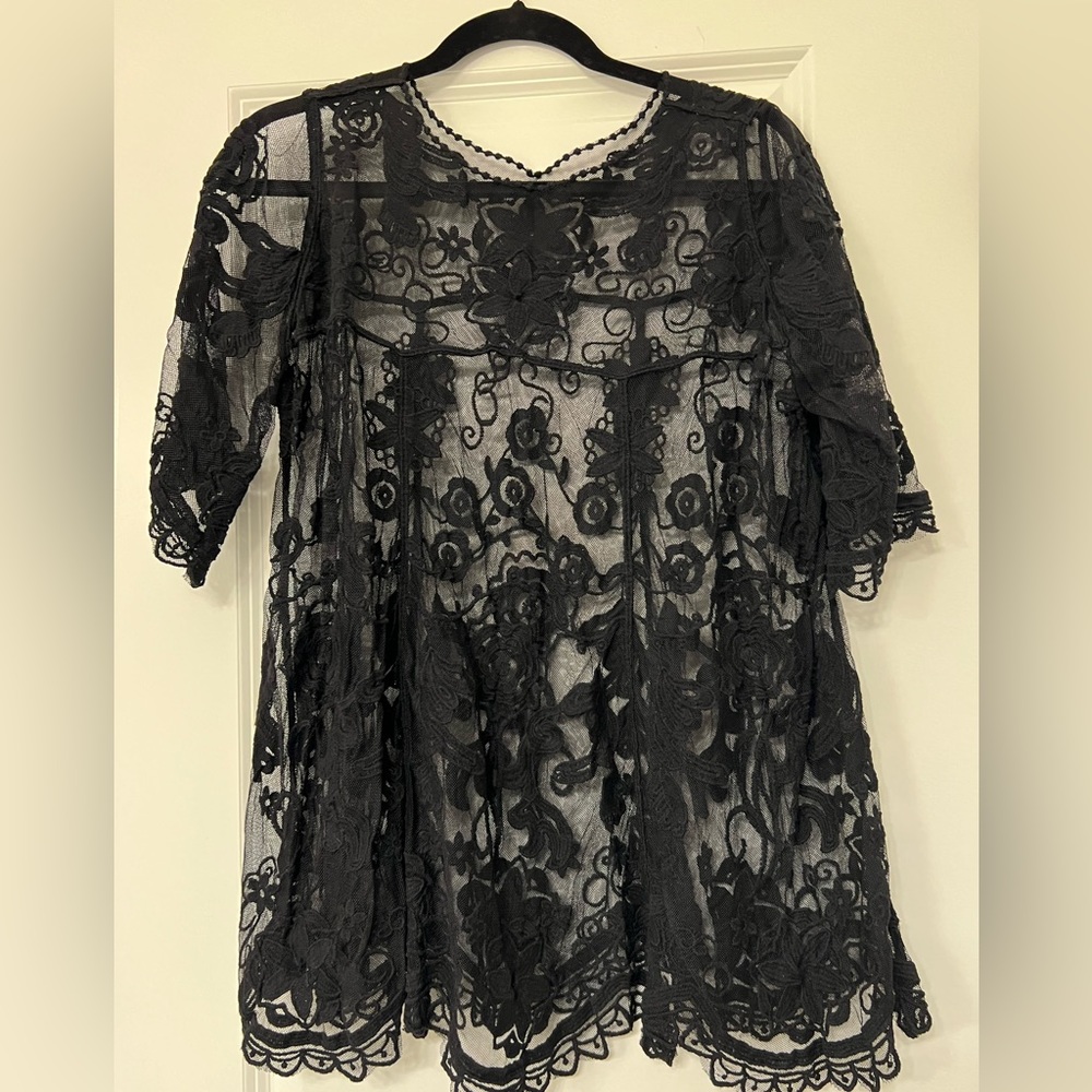Unknown brand one size fits all, black sheer top